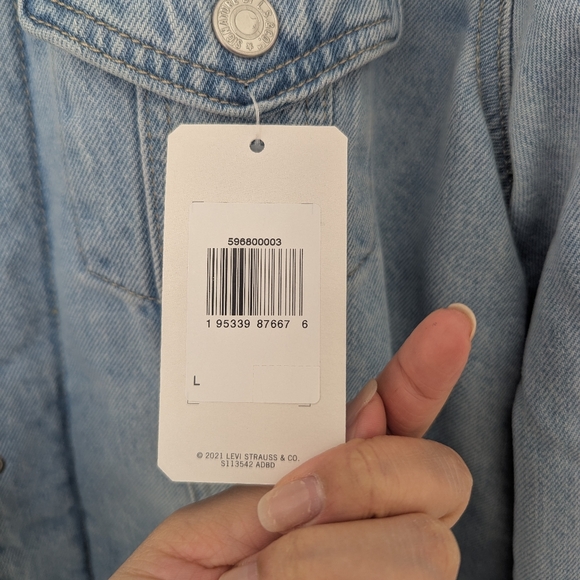 LEVIS Original Sherpa Trucker Jacket NWT - Picture 6 of 9